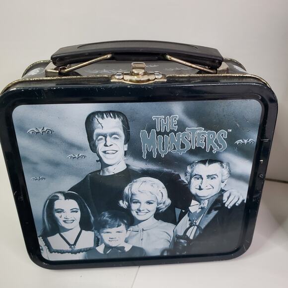 The Munsters The Original Complete Series DVD Box Collection with Collectors Tin - Picture 7 of 13
